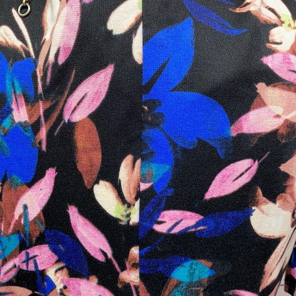 London Times Surplice Wrap Front Floral Print - Picture 2 of 6